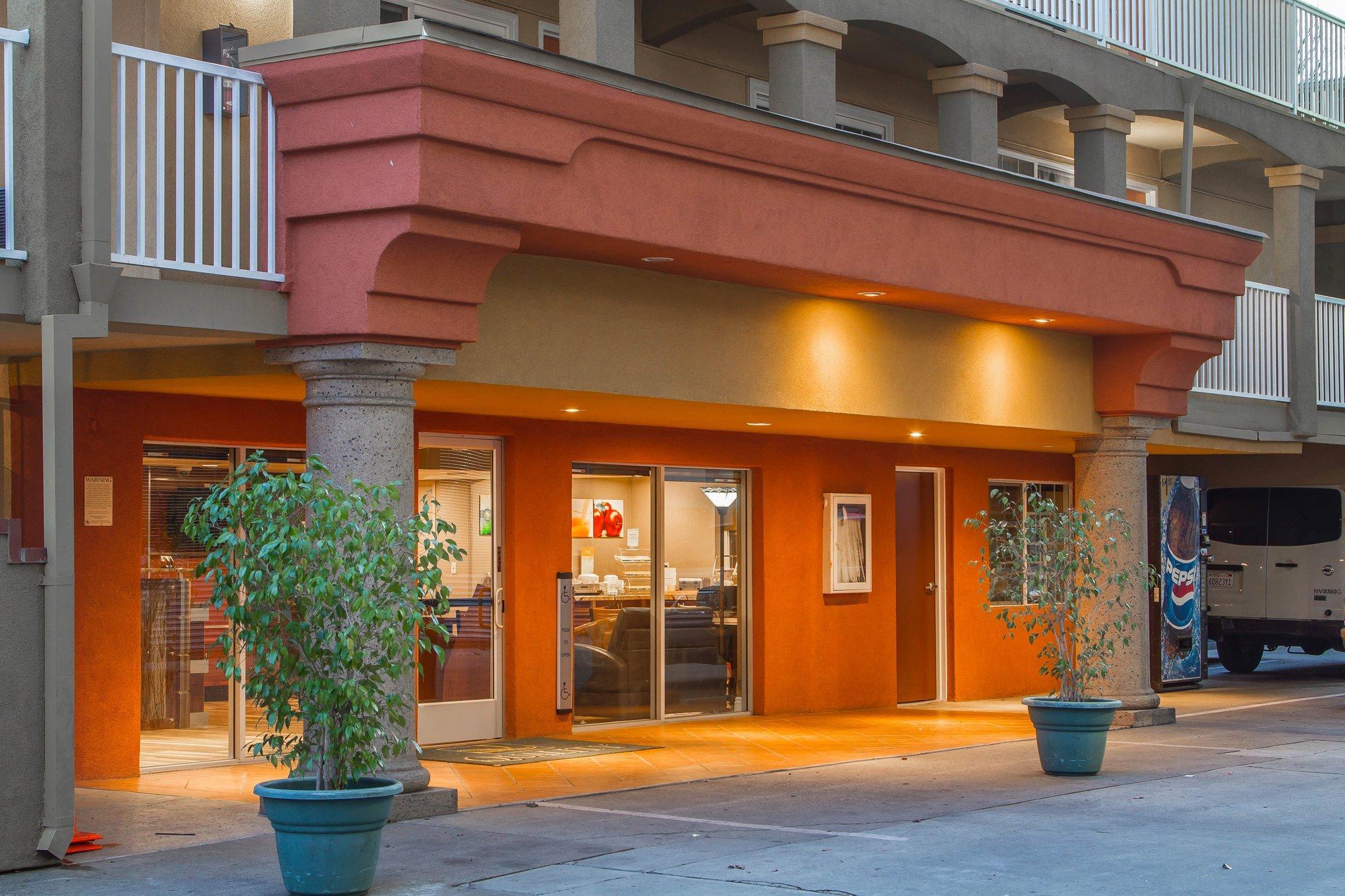 Quality Inn Sacramento Convention Center Exteriör bild